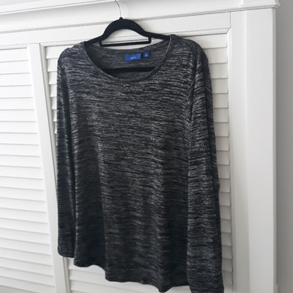 Long sleeve black and white sweater